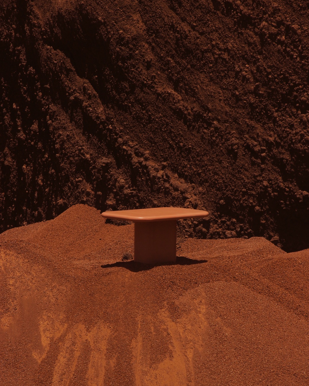 Dolmen Table